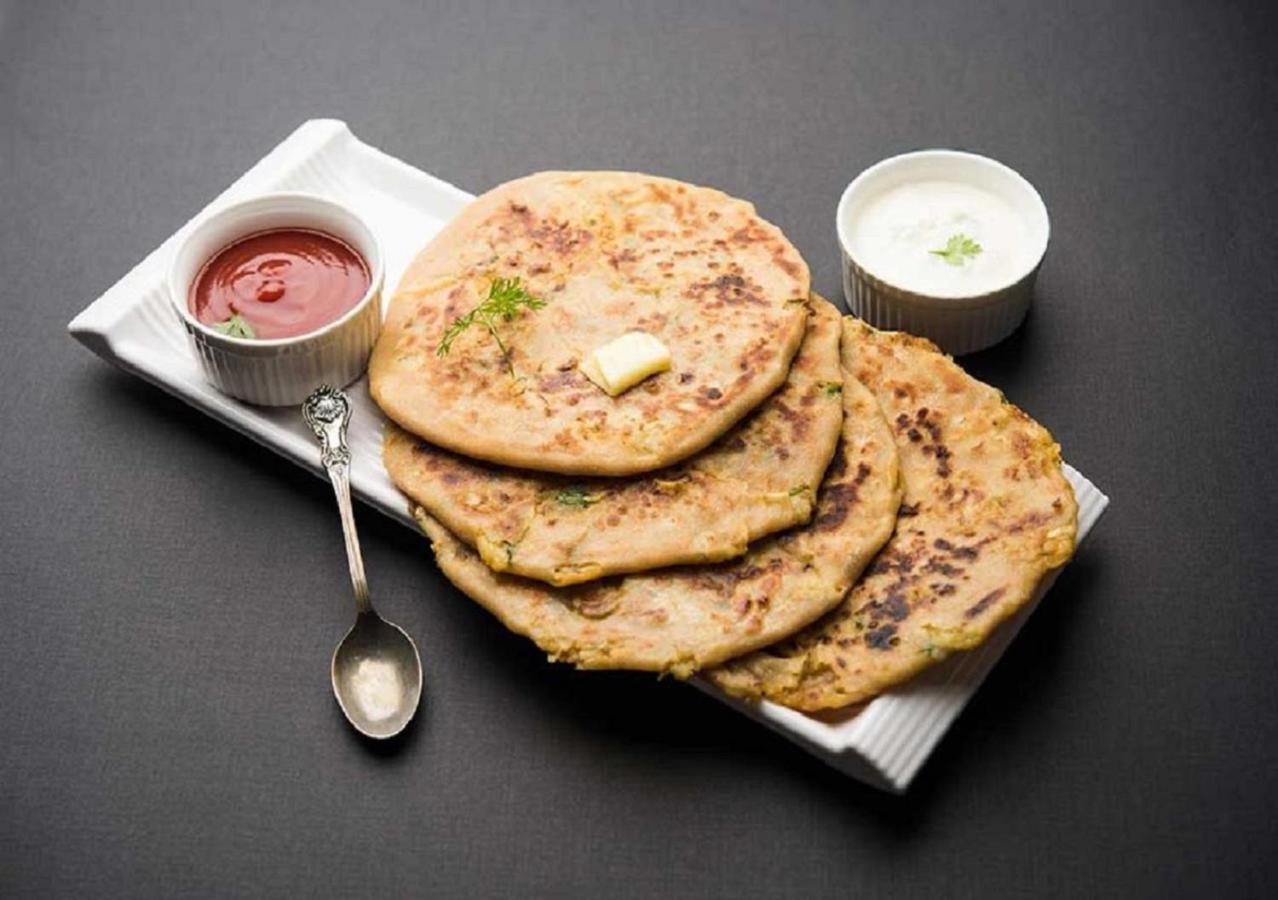 Hotel Red Snapper Couple Friendly At West Delhi New Delhi Luaran gambar
